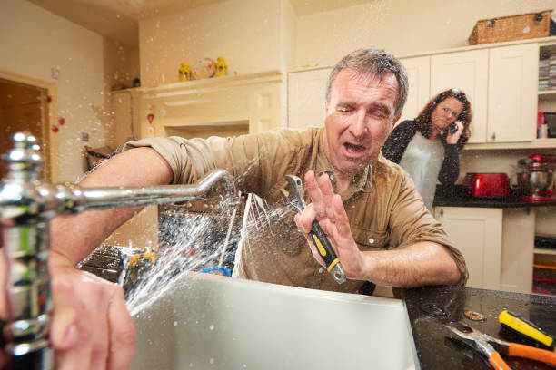 Best Water damage restoration services  in Lewiston, CA